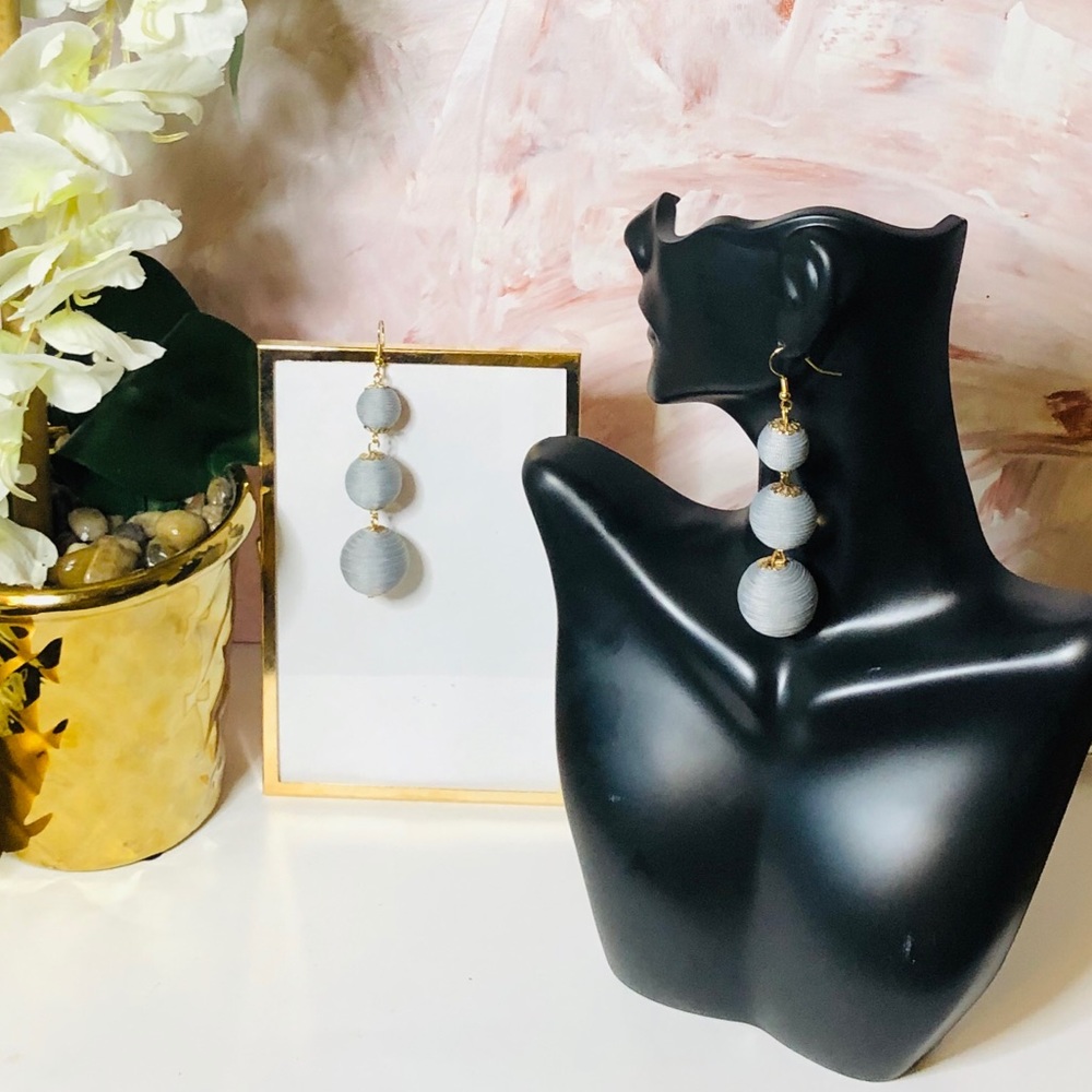Whitney (All Earrings 5/$25)